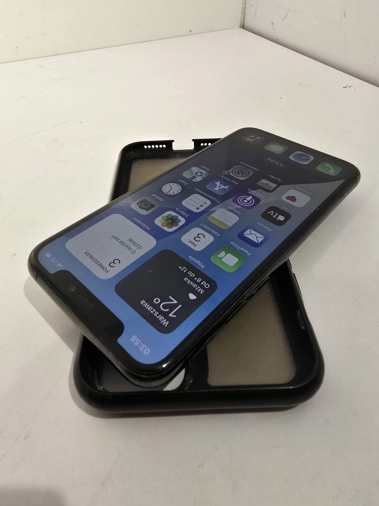 telefon-iphone-11-pro-kondycja-81-64-gb-sprawny-typ-202685-212929