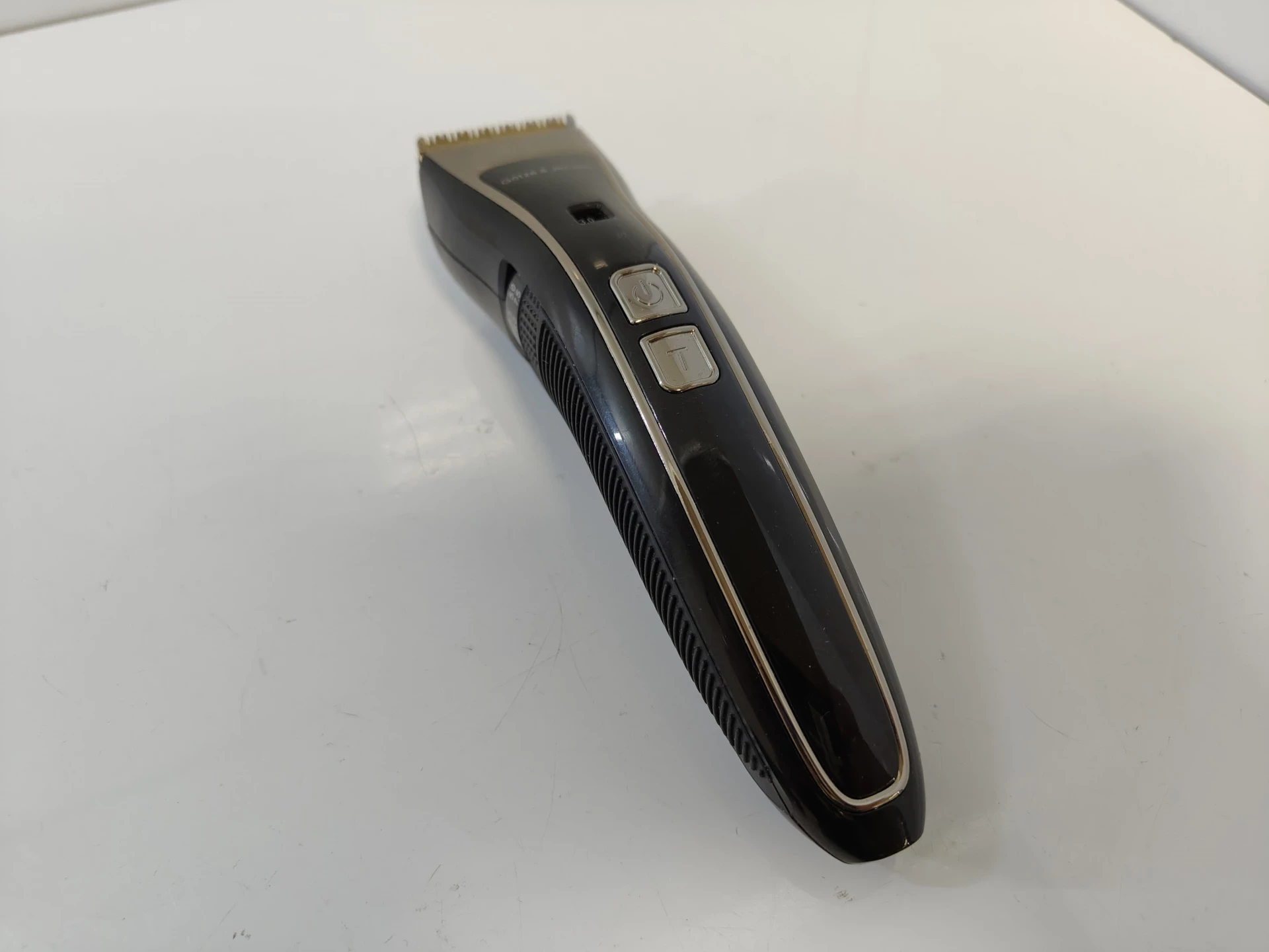 maszynka-strzyzarka-do-wlosow-gotze-jensen-cl700-mozliwosc-mycia-pod-woda-205614-223994