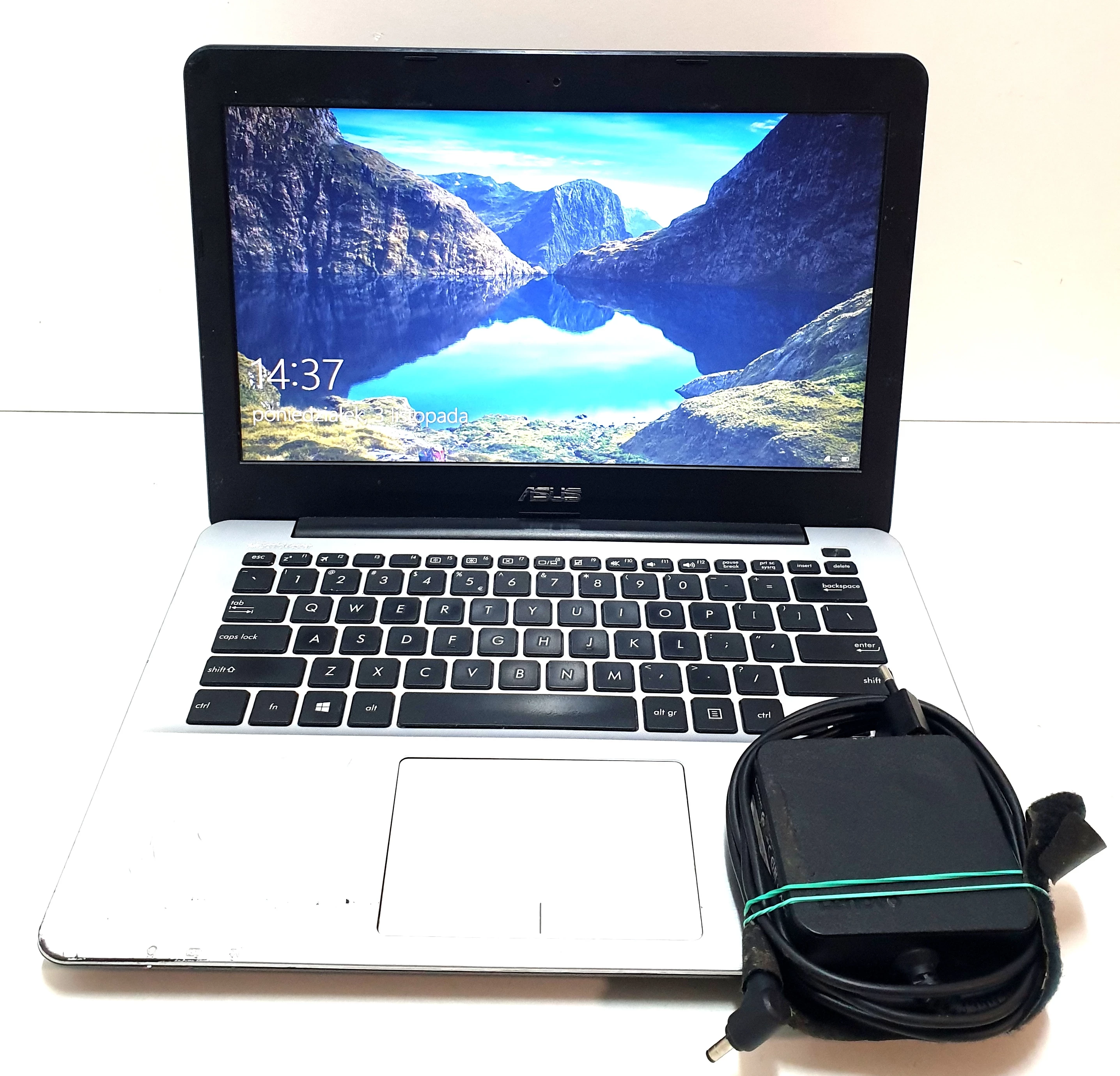 LAPTOP ASUS R301L I3-4005U 4GB 256GB ZASILACZ | Laptopy | Loombard.pl