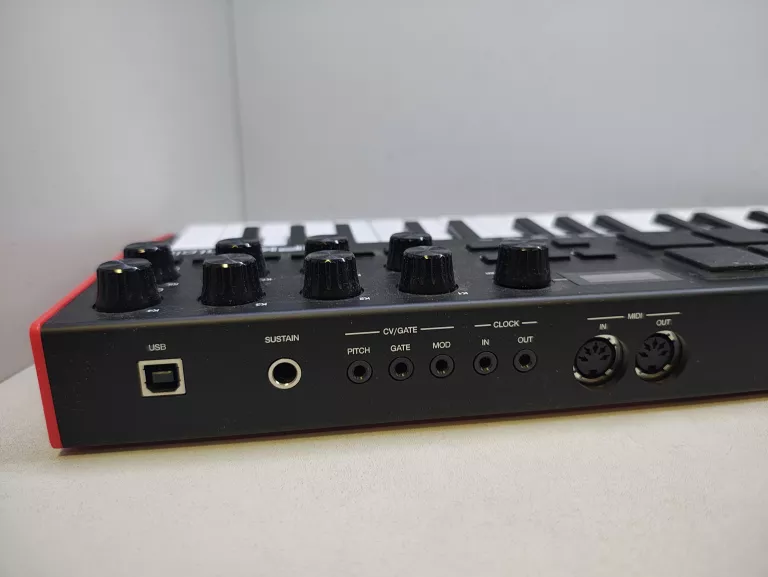 KLAWIATURA STERUJĄCA AKAI MPK MINI PLUS USB/MIDI