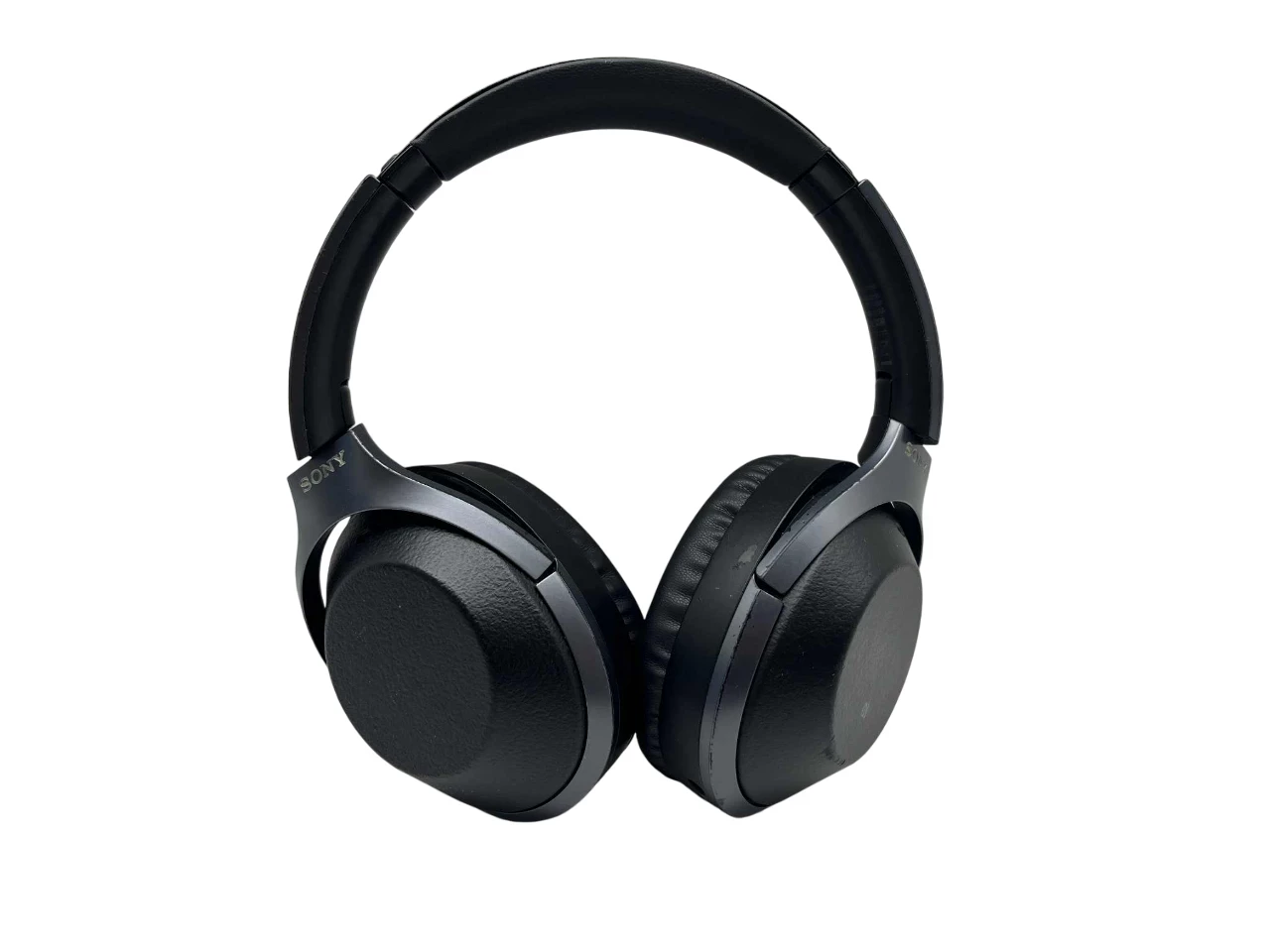 sluchawki-bezprzewodowe-wokoluszne-sony-wh1000xm2-kolor-dominujacy-129357-3