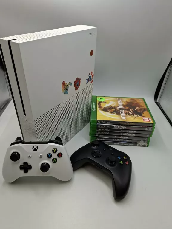 KONSOLA XBOX ONE S + 2X PAD + 6X GRY