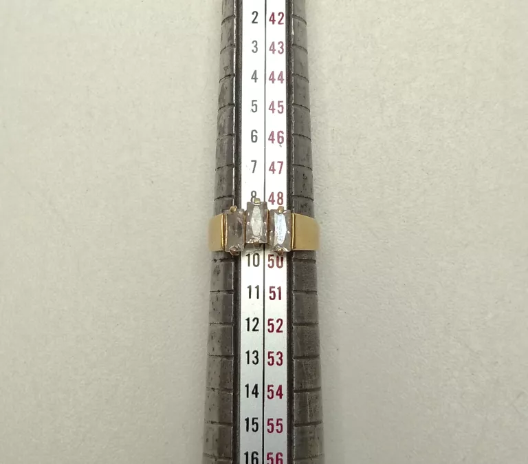 WYRÓB JUBILERSKI UŻYWANY PIERŚCIONEK 2,04G