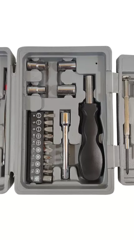 ZESTAW NARZĘDZI W WALIZCE