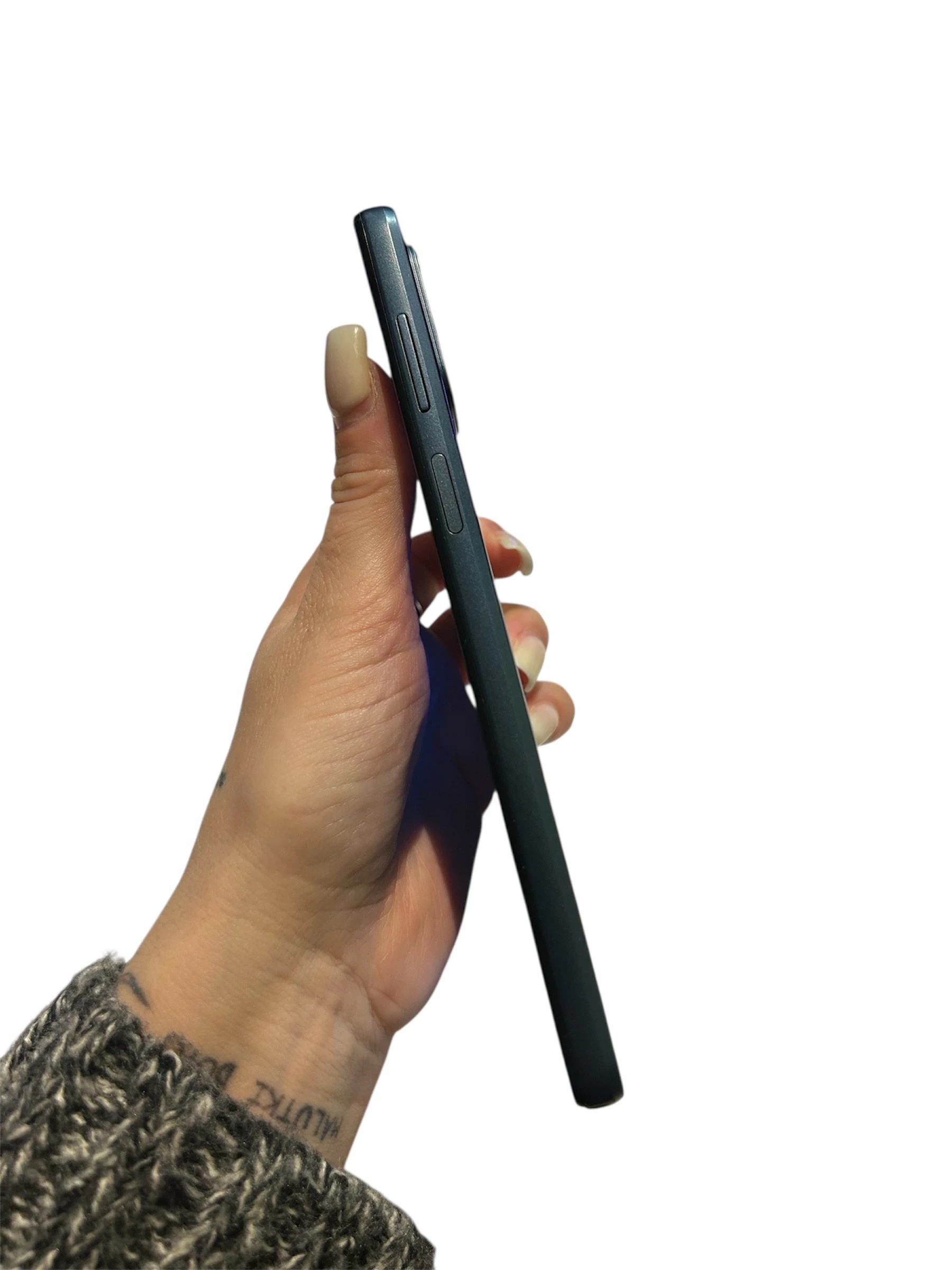 smartfon-motorola-moto-e32s-332gb-warto-przekatna-ekranu-650