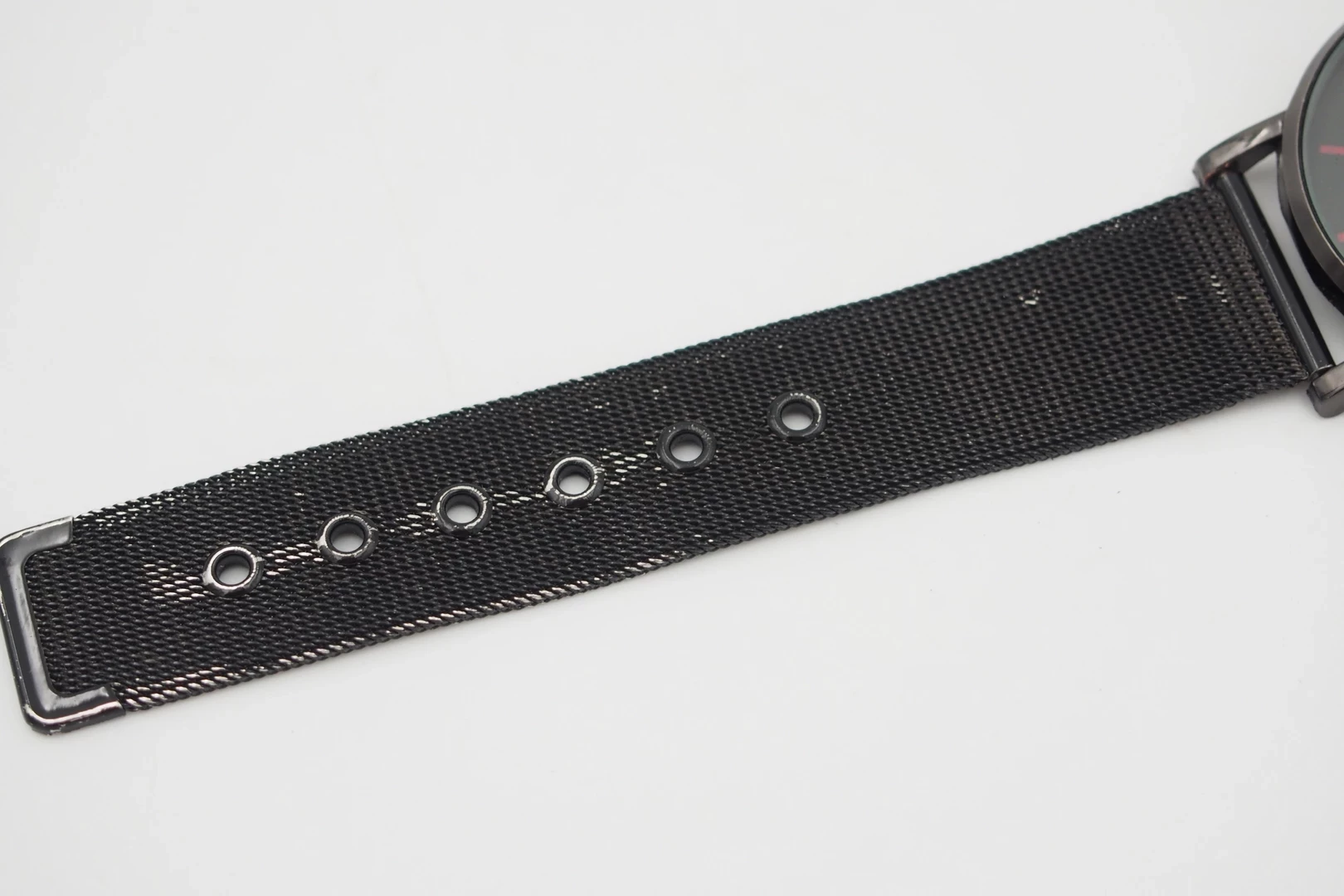 zegarek-kwarcowy-geneva-z-czerwonymi-wskazowkami-mechanizm-18738-1