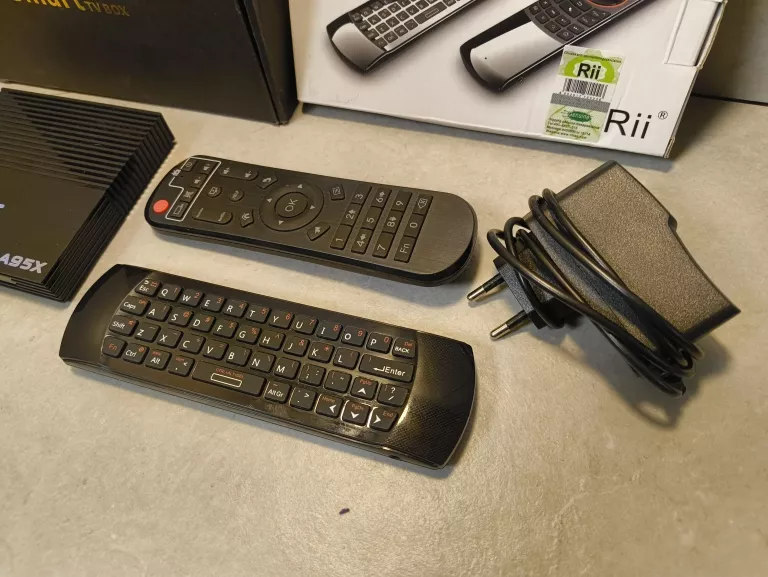 TV BOX A95X F2 + PILOT RII