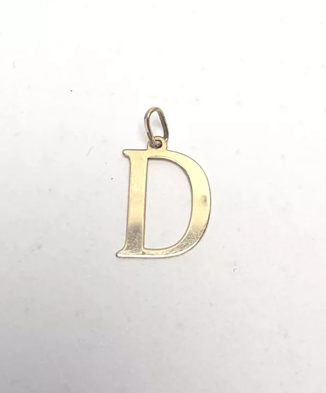 ZŁOTA UŻYWANY WISIOREK LITERKA "D" 375/9K 0,41G