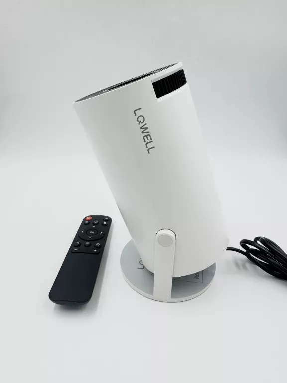 PROJEKTOR LQWELL HY300 + PILOT