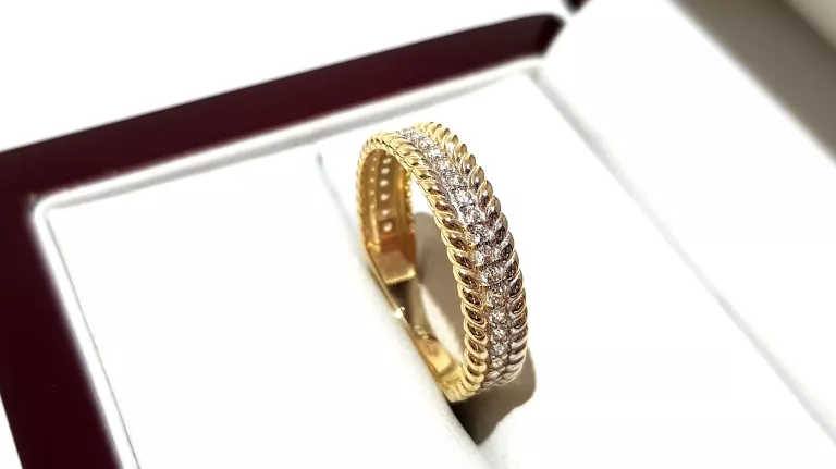 WYRÓB JUBILERSKI UŻYWANY ZŁOTY PIERŚCIONEK PR585 R14 1,53G