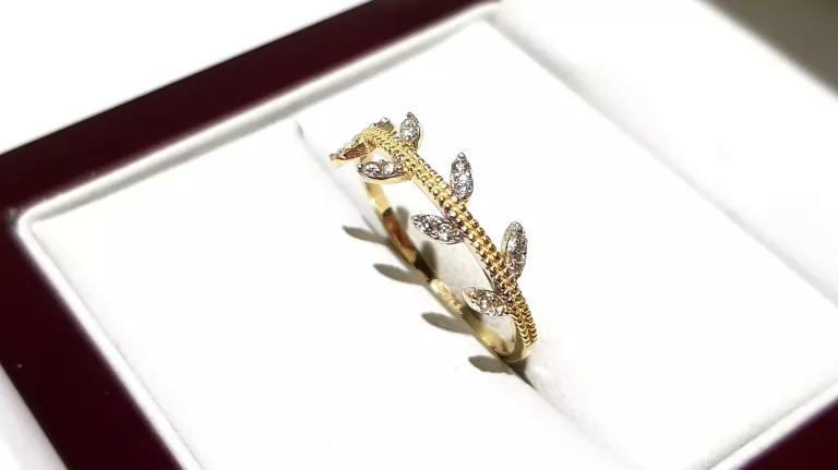 WYRÓB JUBILERSKI UŻYWANY ZŁOTY PIERŚCIONEK LISTKI PR585 R14 1,24G