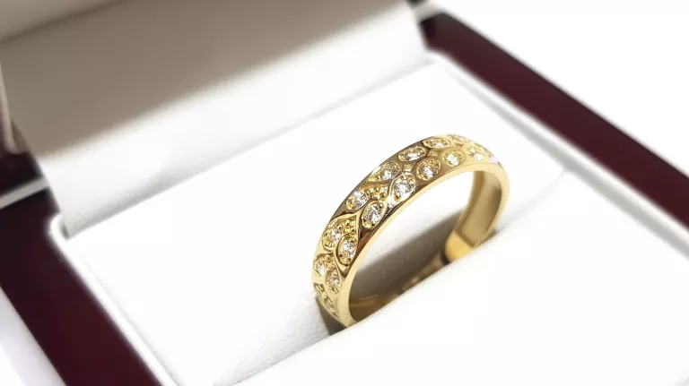 WYRÓB JUBILERSKI UŻYWANY ZŁOTY PIERŚCIONEK SERCA LISTKI PR585 R14 1,78G