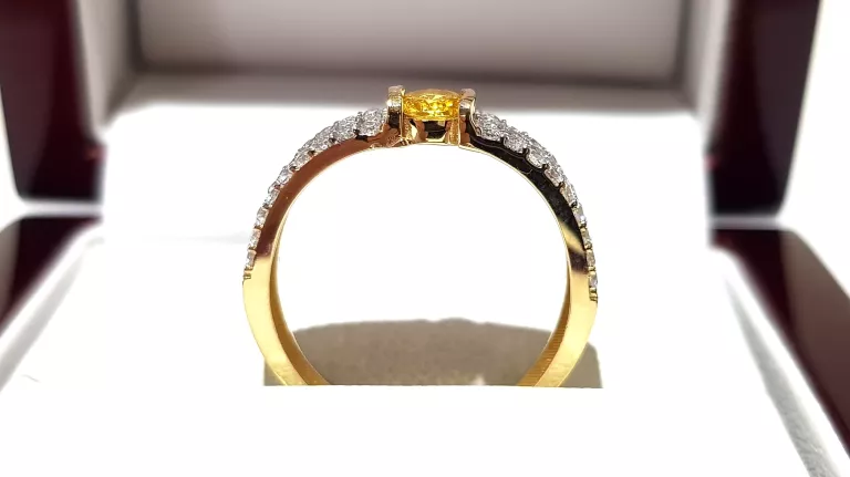 WYRÓB JUBILERSKI UŻYWANY ZŁOTY PIERŚCIONEK PR585 R13 1,81G