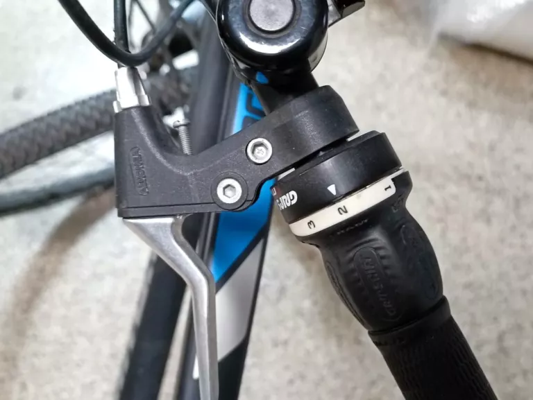 rower-rockrider-340-rama-50cm-kola-26-cali-liczba-biegow-5