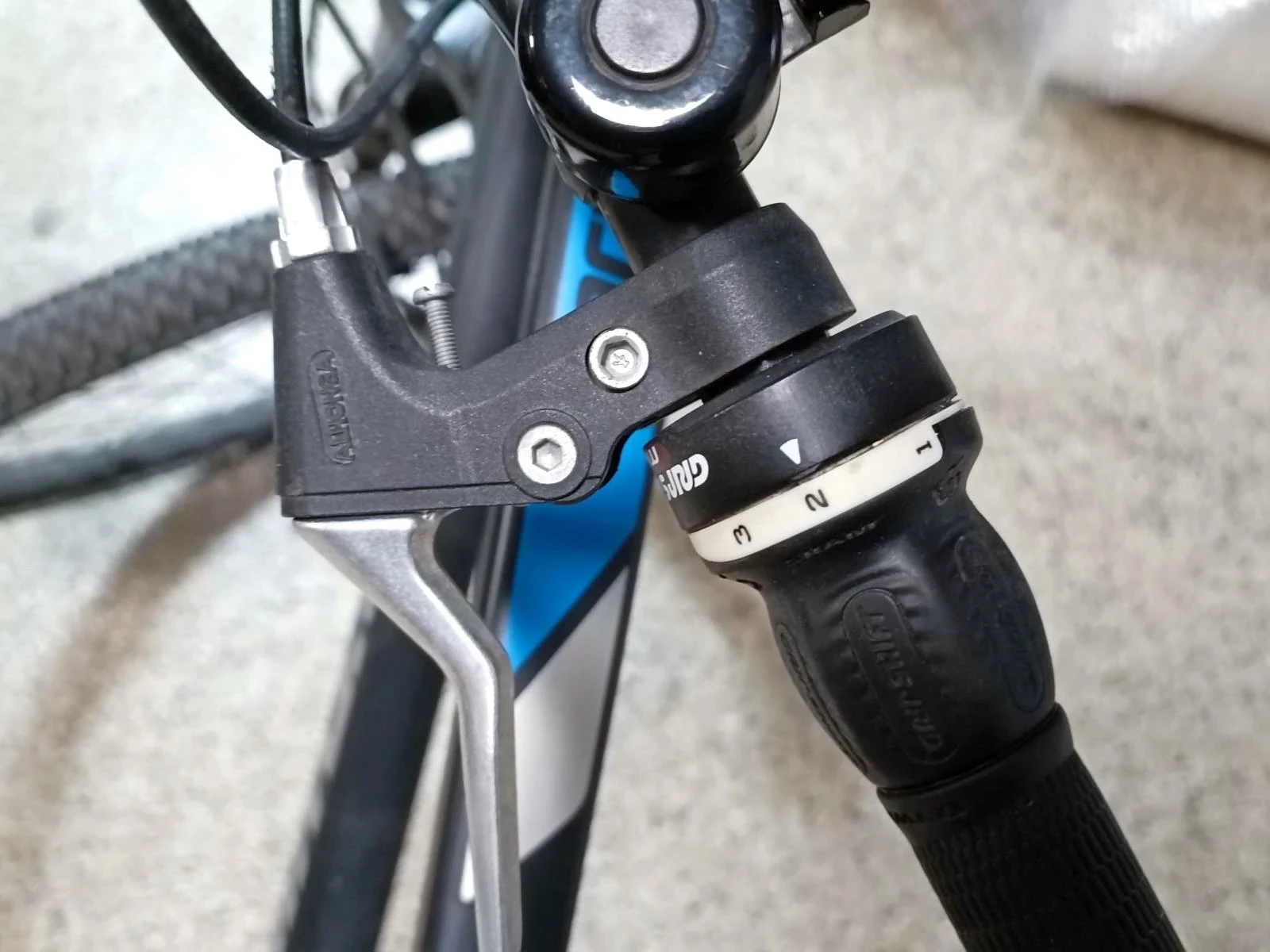 rower-rockrider-340-rama-50cm-kola-26-cali-liczba-biegow-5