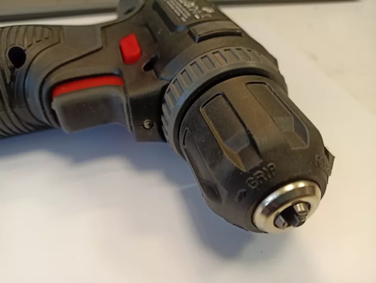 WKRĘTARKA AKUMULATOROWA FERM 12 V CDM1183 (KOMPLET Z AKU) ŁADOWANIE USB