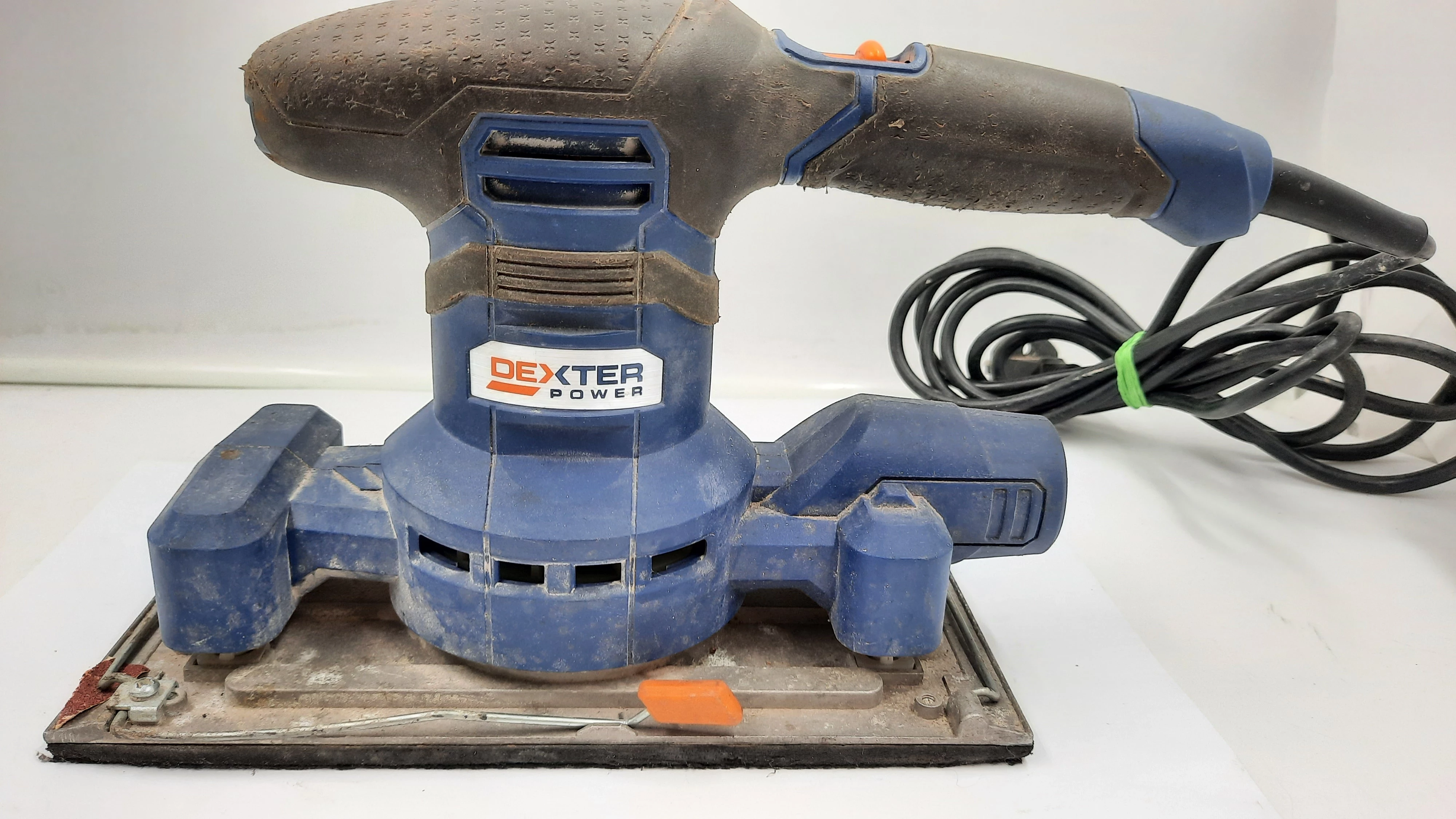 szlifierka-oscylacyjna-dexter-power-nc300es-300w-okazja-ean-gtin-3276000703907