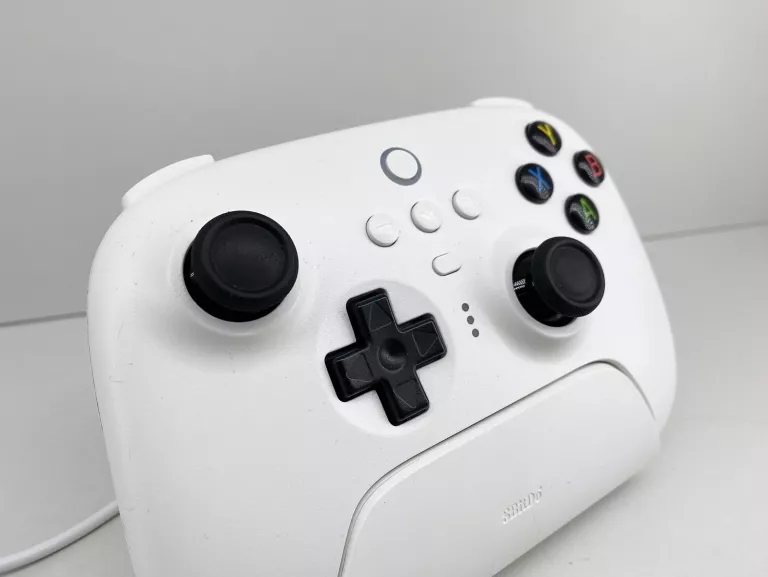 PAD BEZPRZEWODOWY/PRZEWODOWY 8BITDO ULTIMATE 2.4G BIAŁY