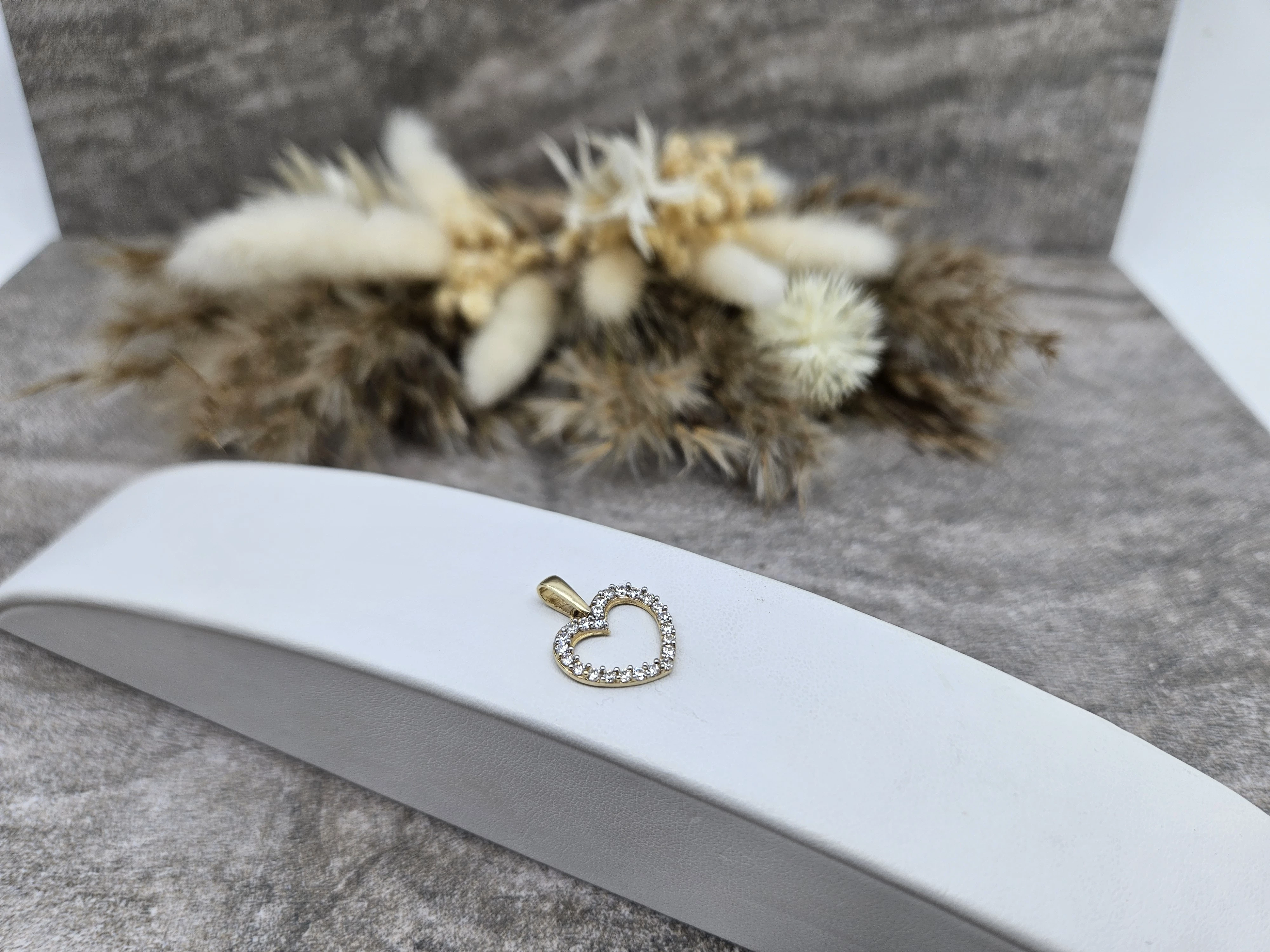 piekna-zlota-zawieszka-proba-585-waga-086g-1cm15cm-kamien-17088-128