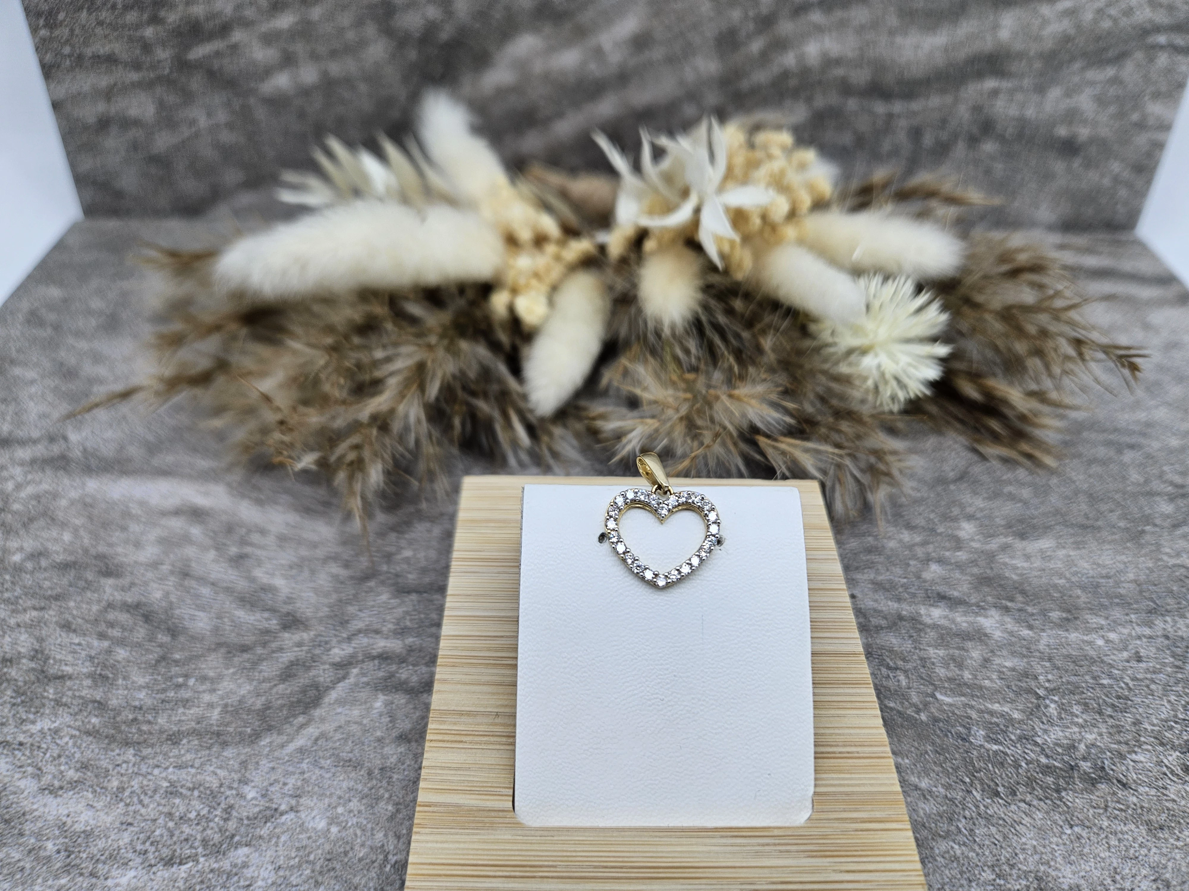 piekna-zlota-zawieszka-proba-585-waga-086g-1cm15cm-piastowska-1-bielsko-biala-bis