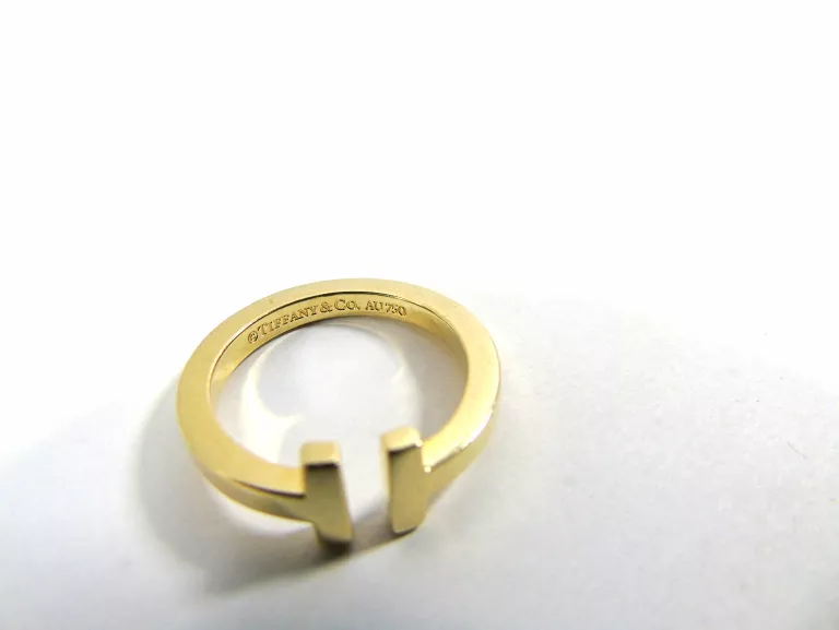 ZŁOTY PIERŚCIONEK PR.750 R.18 TIFFANY