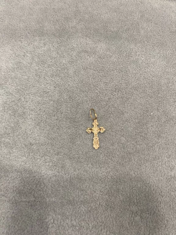 ZŁOTY KRZYŻYK 585/0,36G