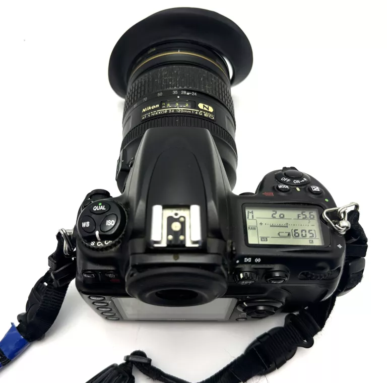 APARAT NIKON D700  OBIEKTYW NIKON 24-120MM