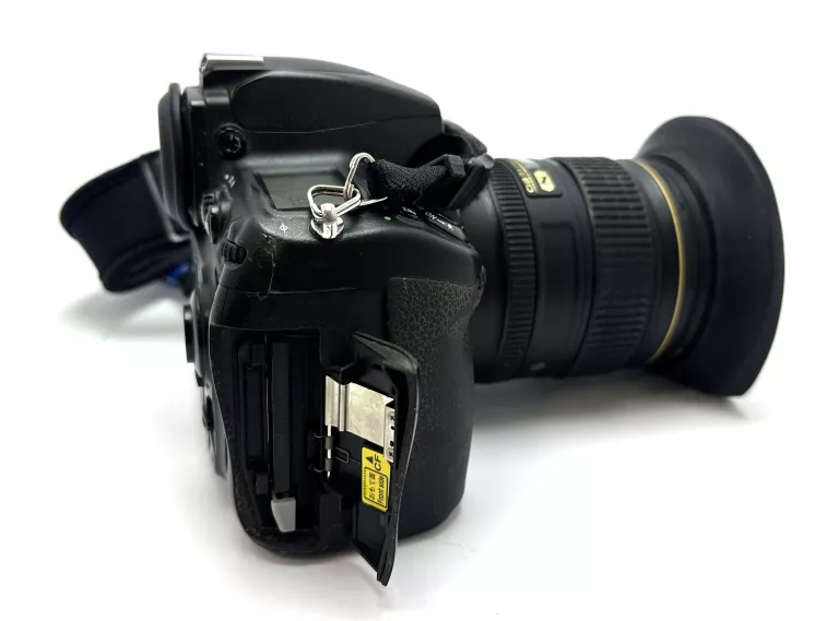 APARAT NIKON D700  OBIEKTYW NIKON 24-120MM