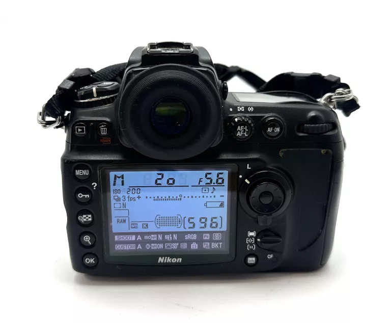 APARAT NIKON D700  OBIEKTYW NIKON 24-120MM