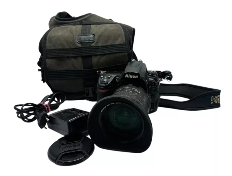 APARAT NIKON D700  OBIEKTYW NIKON 24-120MM