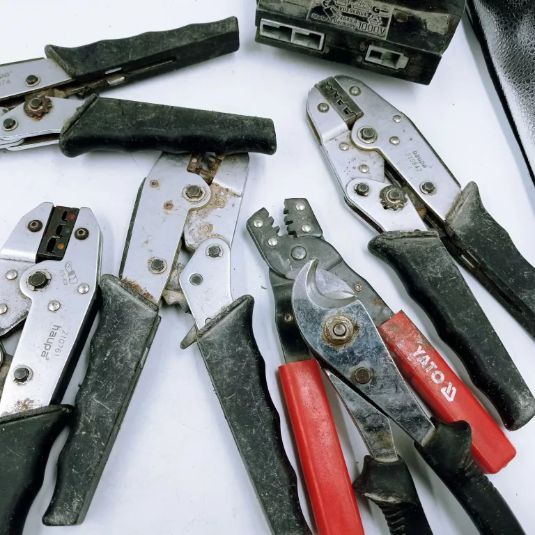 ZACISKARKA ZŁĄCZY KONEKTORÓW SOLARNYCH MC4 DO KABLI 8SZT