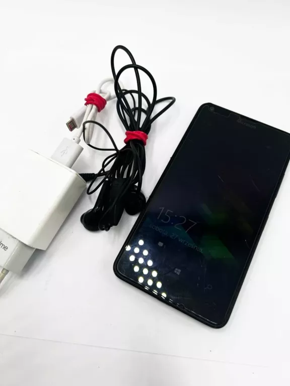 telefon-nokia-lumia-640-ladowarka-sluchawki-kilinskiego-1-golub-dobrzyn