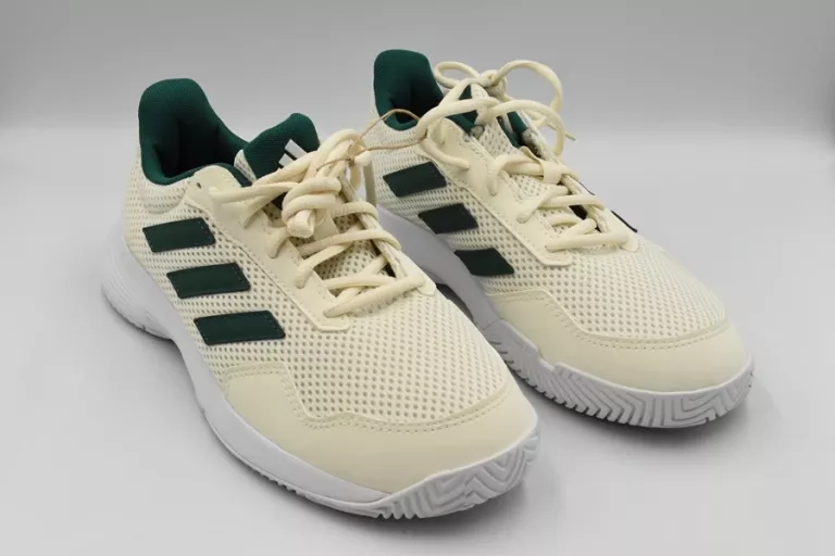 BUTY DO TENISA MĘSKIE ADIDAS GAMESPEC 38 2/3