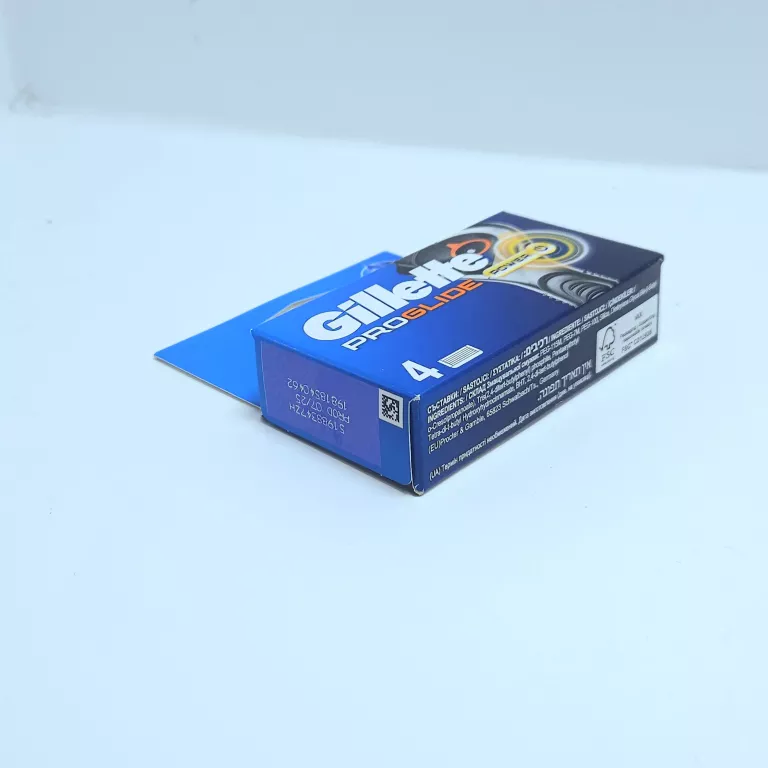 wymienne-wklady-do-golenia-gillette-fusion5-proglide-4-szt-stan-11323-1