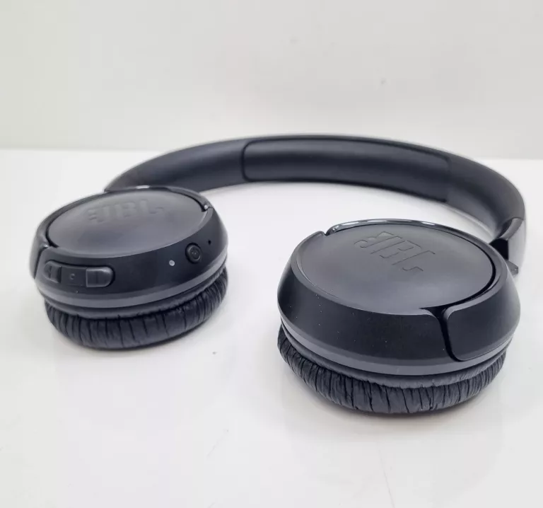 SŁUCHAWKI BEZPRZEWODOWE NAUSZNE JBL TUNE 520BT CZARNE