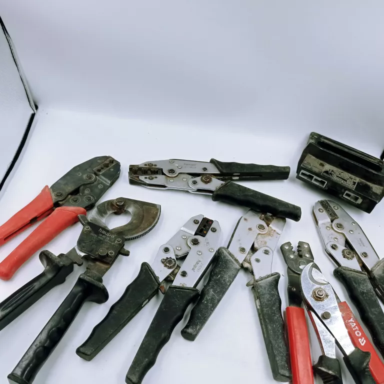 ZACISKARKA ZŁĄCZY KONEKTORÓW SOLARNYCH MC4 DO KABLI 8SZT