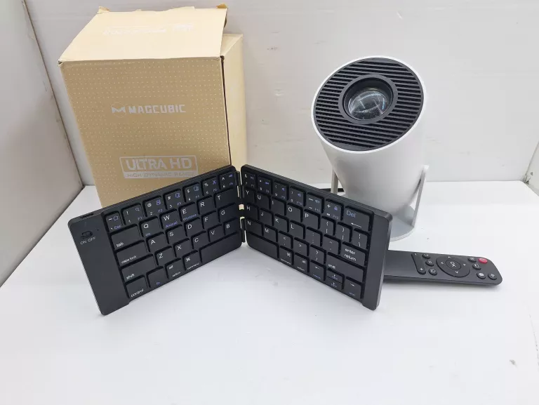 PROJEKTOR MAGCUBIC HY300 KOMPLET