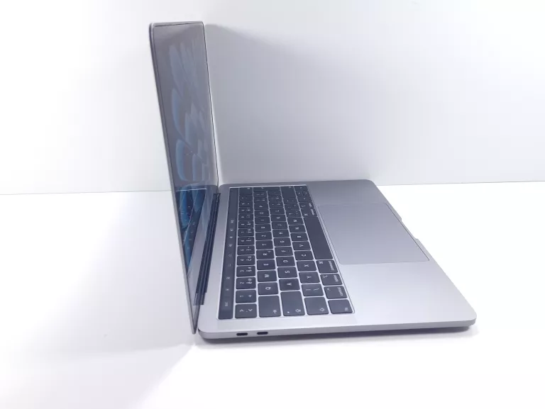 apple-macbook-pro-13-a1989-2019r-i7-8569u-16gb-512gb-ssd-210-cykli-seria-procesora-4366-10