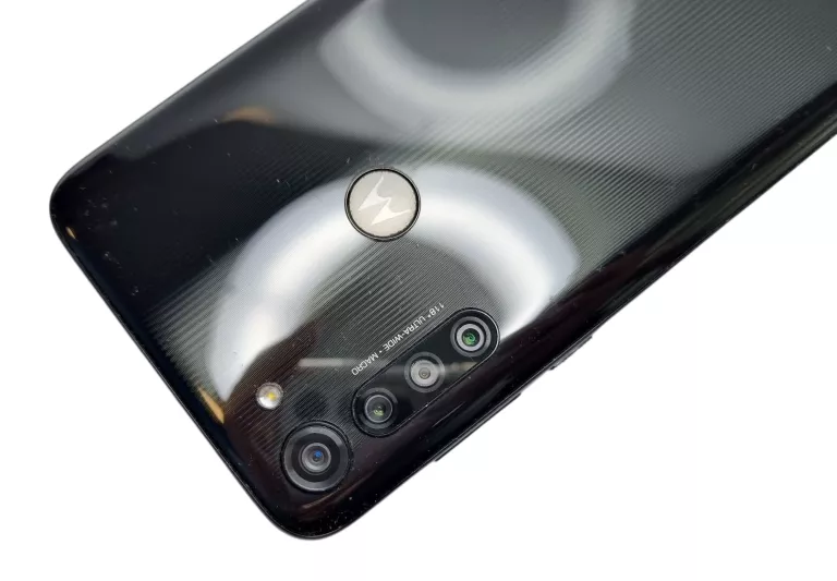 MOTOROLA MOTO G8 POWER /4 GB/64 GB CZARNY /BEZ BLOKAD