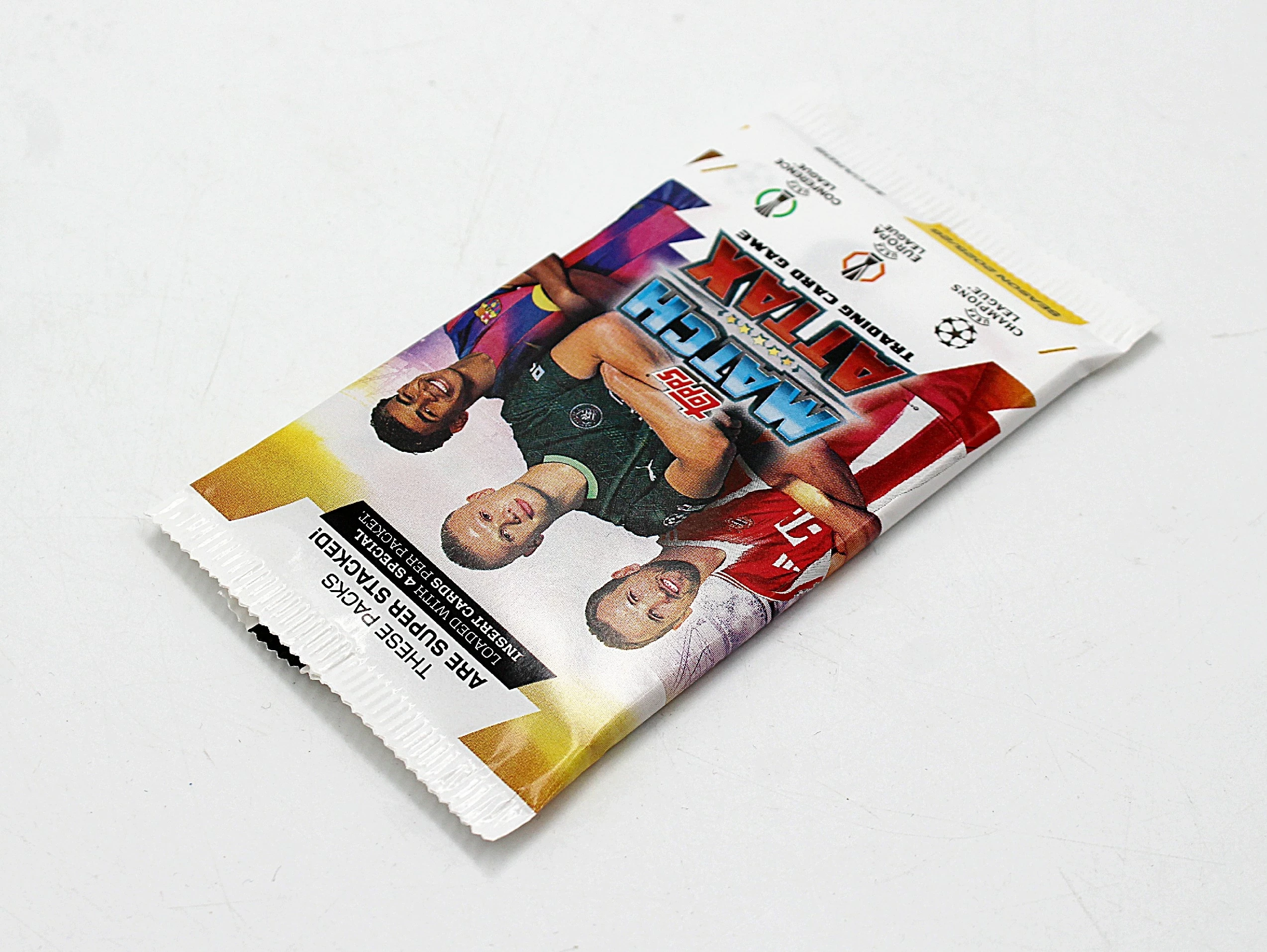 saszetka-topps-match-attax-uefa-champions-league-202526-12-kart-dlugosc-1100