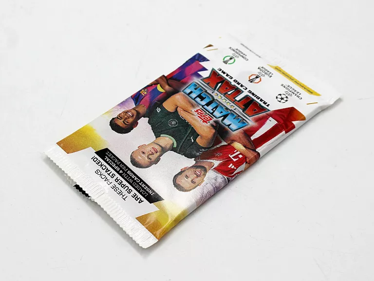saszetka-topps-match-attax-uefa-champions-league-202526-12-kart-dlugosc-1100