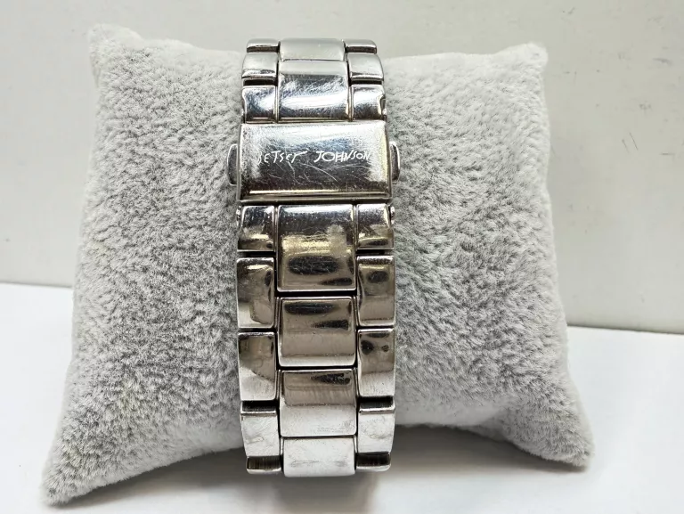 ZEGAREK BETSEY JOHNSON