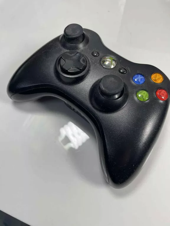 KONSOLA XBOX 360 SLIM 250GB 2 PADY 9 GIER