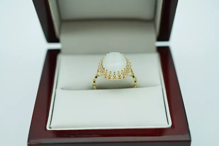 ZŁOTY PIERŚCIONEK Z OPALEM 585/3,08G/R12