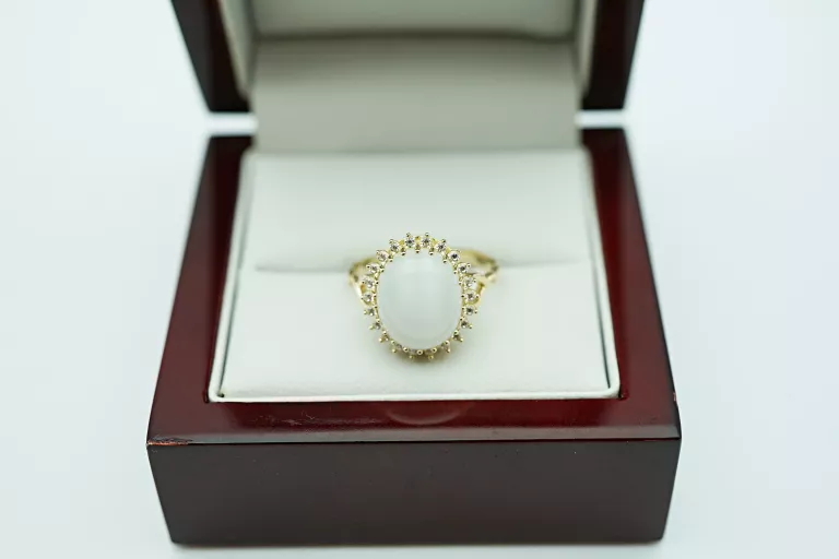 ZŁOTY PIERŚCIONEK Z OPALEM 585/3,08G/R12