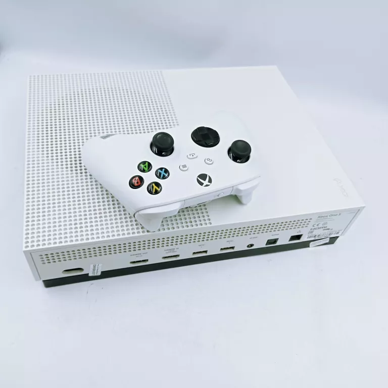 konsola-xbox-one-s-pad-1tb-kod-producenta-234-01007