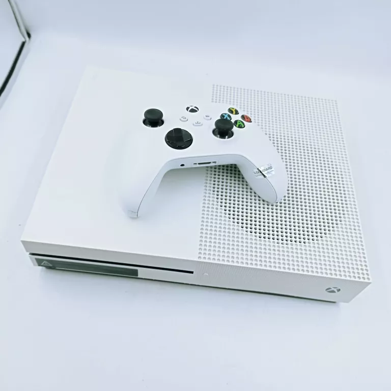 konsola-xbox-one-s-pad-1tb-stan-11323-2