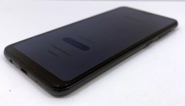 TELEFON SMARTFON SAMSUNG GALAXY A10 2 GB / 32 GB