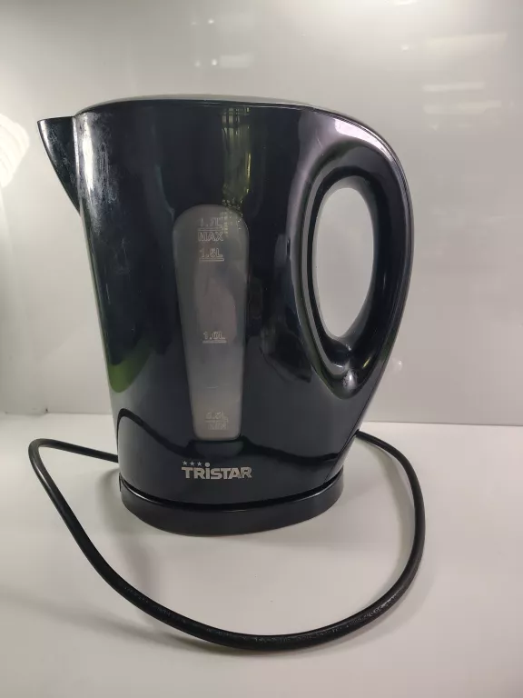 CZAJNIK ELEKTRYCZNY TRISTAR CZARNY