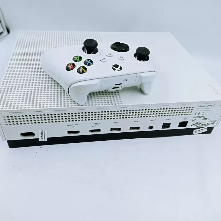konsola-xbox-one-s-pad-1tb-liczba-kontrolerow-w-zestawie-205994-225550